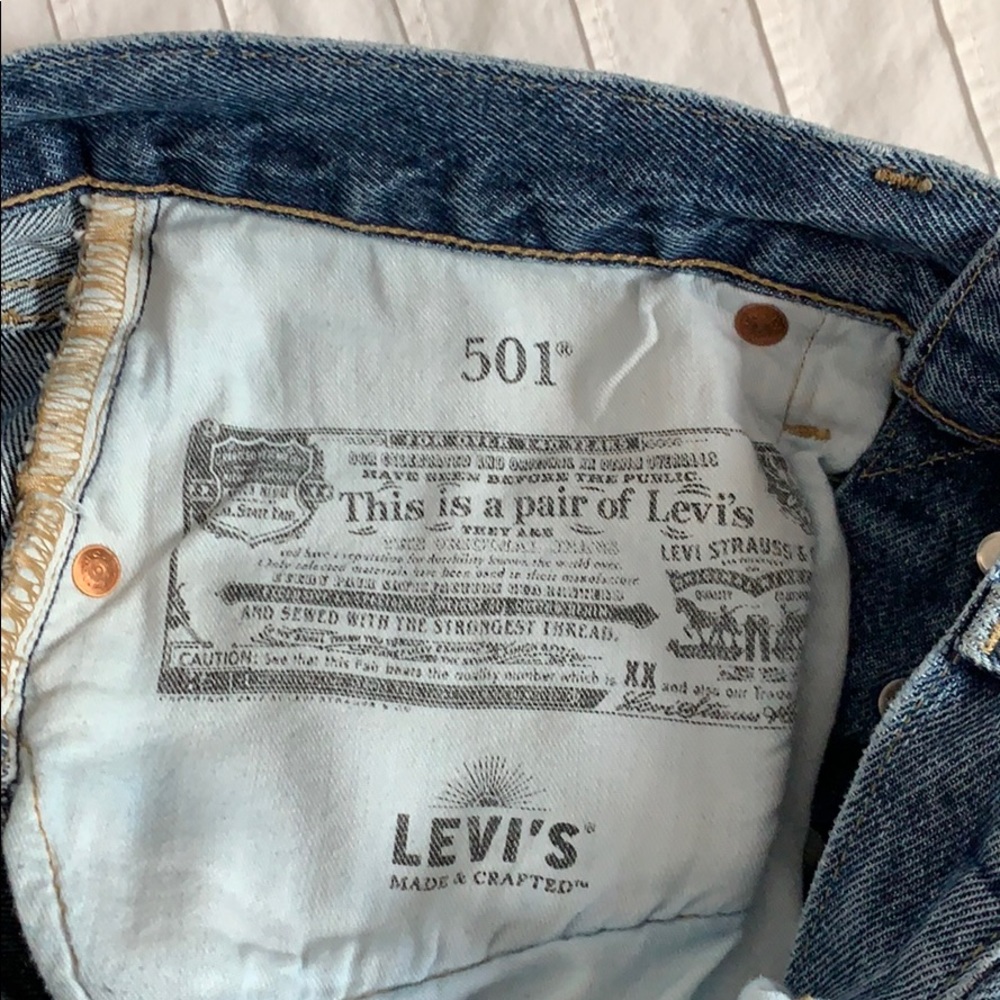 Levi’s 501 Blue Jeans - Picture 6 of 8